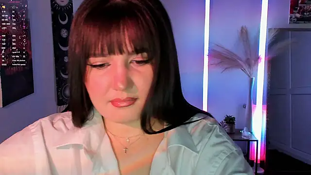 SourCherry   online show from May 14, 2026, 9:39 am