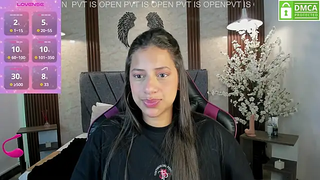 Snapshot of Atiena_ chatting on April 27, 2026, 7:12 pm Atiena online show from April 27, 2026, 7:12 pm