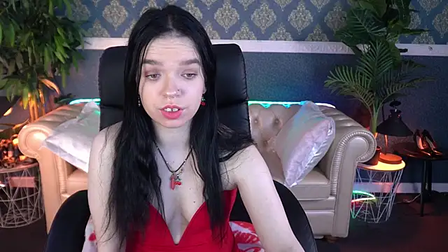 Snapshot of KatrinPearlsss chatting on May 2, 2026, 12:43 pm KatrinPearlsss online show from May 2, 2026, 12:43 pm