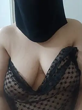 Snapshot of Amira_Egypt chatting on July 9, 2026, 10:31 pm Amira Egypt online show from July 9, 2026, 10:31 pm