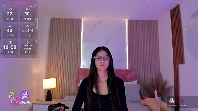 Snapshot of clairemillerx chatting on May 28, 2026, 8:26 pm clairemillerx online show from May 28, 2026, 8:26 pm