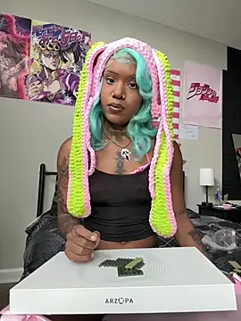Snapshot of spookiebaddie chatting on July 1, 2026, 8:31 pm spookiebaddie online show from July 1, 2026, 8:31 pm