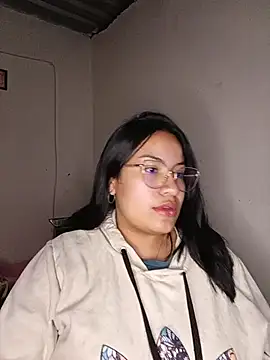 Snapshot of SerenaDupont_ chatting on June 24, 2026, 4:22 am SerenaDupont online show from June 24, 2026, 4:22 am