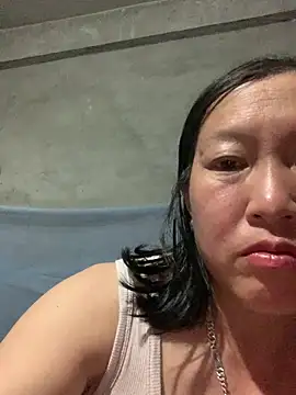 Snapshot of candy-beo chatting on April 30, 2026, 1:51 pm candy-beo online show from April 30, 2026, 1:51 pm
