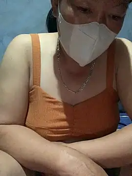 Snapshot of candy-beo chatting on July 22, 2026, 1:24 pm candy-beo online show from July 22, 2026, 1:24 pm