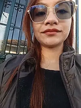 Snapshot of Leticia_Hinkley_ chatting on May 25, 2026, 12:37 pm Leticia Hinkley online show from May 25, 2026, 12:37 pm