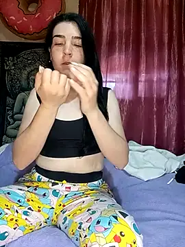 Snapshot of fogosabella225 chatting on April 13, 2026, 12:42 pm fogosabella225 online show from April 13, 2026, 12:42 pm