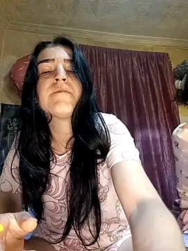 Snapshot of fogosabella225 chatting on April 16, 2026, 6:19 pm fogosabella225 online show from April 16, 2026, 6:19 pm