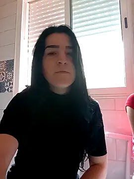 Snapshot of fogosabella225 chatting on April 8, 2026, 9:11 am fogosabella225 online show from April 8, 2026, 9:11 am