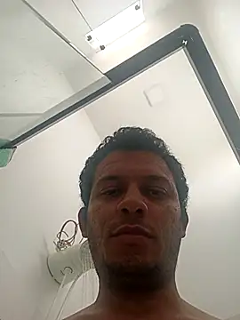 Snapshot of alberto_marques chatting on May 1, 2026, 7:08 pm alberto marques online show from May 1, 2026, 7:08 pm