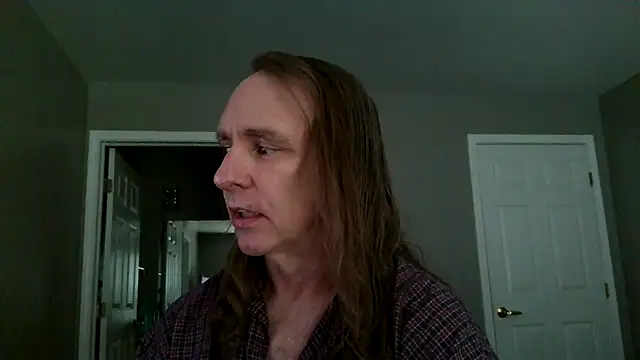 Magnus Luv online show from July 1, 2026, 6:30 pm
