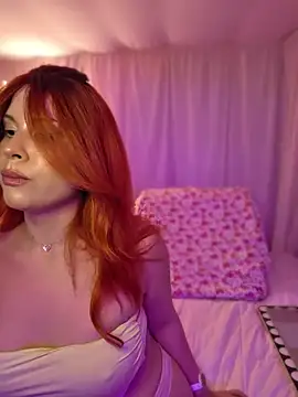 ItsAuroraBorealis online show from July 18, 2026, 4:21 am