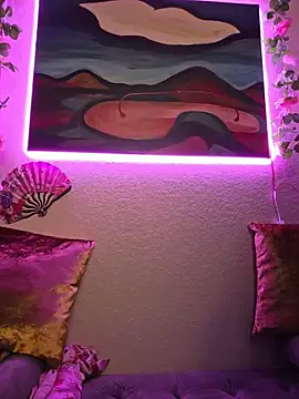 ItsAuroraBorealis online show from June 11, 2026, 11:57 pm