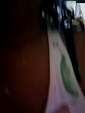 Snapshot of michelle_castillo chatting on April 7, 2026, 2:57 am michelle castillo online show from April 7, 2026, 2:57 am