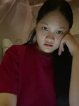 Snapshot of __Sunflower__ chatting on April 16, 2026, 1:45 pm Sunflower online show from April 16, 2026, 1:45 pm