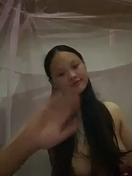 Snapshot of __Sunflower__ chatting on April 30, 2026, 1:51 pm Sunflower online show from April 30, 2026, 1:51 pm