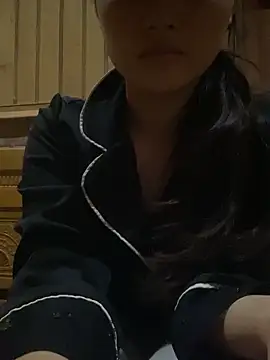 Snapshot of __Sunflower__ chatting on May 9, 2026, 3:43 am Sunflower online show from May 9, 2026, 3:43 am