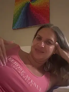 Snapshot of SweetLilTrouble chatting on May 13, 2026, 11:12 pm SweetLilTrouble online show from May 13, 2026, 11:12 pm