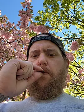 Snapshot of jayc23 chatting on April 11, 2026, 7:17 pm jayc23 online show from April 11, 2026, 7:17 pm