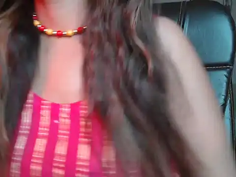 Snapshot of Kiarax1 chatting on June 3, 2026, 10:16 am Kiarax1 online show from June 3, 2026, 10:16 am