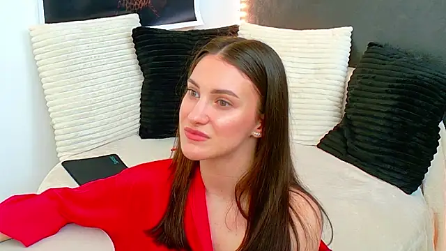 Snapshot of Amira_a chatting on May 23, 2026, 5:17 am Amira a online show from May 23, 2026, 5:17 am