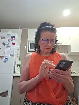 LaliaMia online show from February 9, 2026, 4:43 am