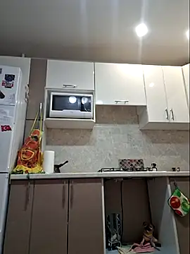 Snapshot of LaliaMia chatting on November 8, 2025, 3:48 pm LaliaMia online show from November 8, 2025, 3:48 pm