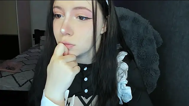 Snapshot of VulgarNekko chatting on June 27, 2026, 5:02 am VulgarNekko online show from June 27, 2026, 5:02 am