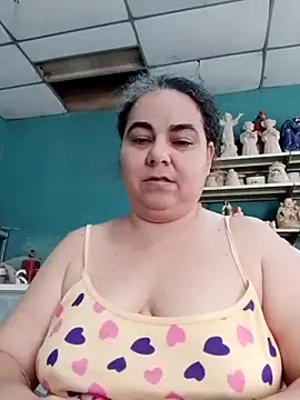 Snapshot of Golositadeamor chatting on May 9, 2026, 8:01 pm Golositadeamor online show from May 9, 2026, 8:01 pm