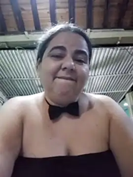Snapshot of Golositadeamor chatting on May 6, 2026, 6:28 am Golositadeamor online show from May 6, 2026, 6:28 am