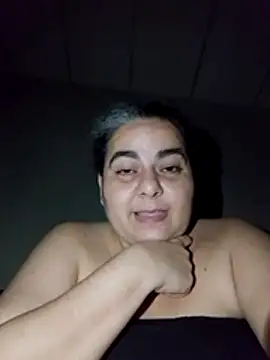 Snapshot of Golositadeamor chatting on May 9, 2026, 6:17 am Golositadeamor online show from May 9, 2026, 6:17 am