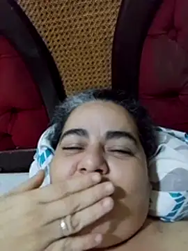 Snapshot of Golositadeamor chatting on May 24, 2026, 7:25 pm Golositadeamor online show from May 24, 2026, 7:25 pm