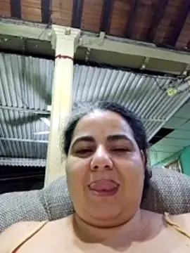 Snapshot of Golositadeamor chatting on May 3, 2026, 7:57 am Golositadeamor online show from May 3, 2026, 7:57 am