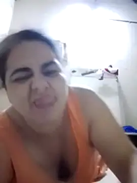 Snapshot of Golositadeamor chatting on May 8, 2026, 6:12 pm Golositadeamor online show from May 8, 2026, 6:12 pm