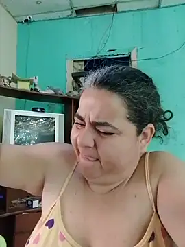 Snapshot of Golositadeamor chatting on May 2, 2026, 7:52 pm Golositadeamor online show from May 2, 2026, 7:52 pm
