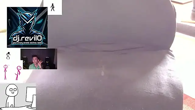 Snapshot of OllyFummler chatting on April 10, 2026, 7:48 am OllyFummler online show from April 10, 2026, 7:48 am