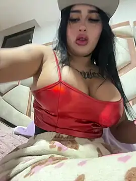 Snapshot of Milk_lee7 chatting on August 1, 2026, 4:21 am Milk lee7 online show from August 1, 2026, 4:21 am