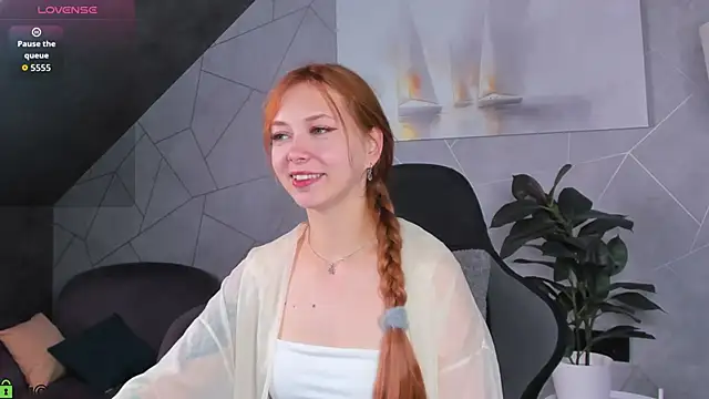Snapshot of Sienna_Nyx chatting on May 24, 2026, 9:09 am Sienna Nyx online show from May 24, 2026, 9:09 am