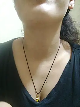 Snapshot of Monika_kumari6 chatting on June 18, 2026, 3:28 pm Monika kumari6 online show from June 18, 2026, 3:28 pm