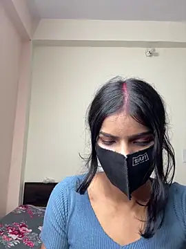 Your-Kayra online show from April 14, 2026, 1:49 pm