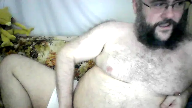 Snapshot of BriTheTopBear chatting on April 20, 2026, 4:48 am BriTheTopBear online show from April 20, 2026, 4:48 am