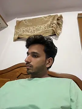 aadibuttplug online show from May 14, 2026, 6:38 pm