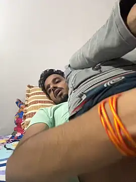 aadibuttplug online show from June 14, 2026, 1:01 pm