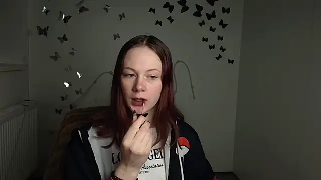 DarkSakuraa online show from April 23, 2026, 5:03 am