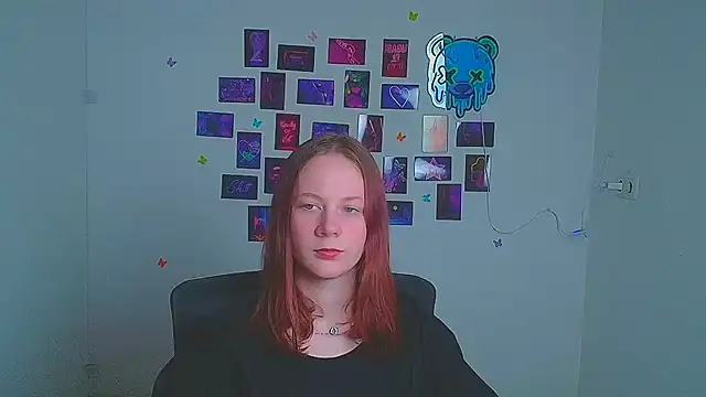 DarkSakuraa online show from April 24, 2026, 11:34 am