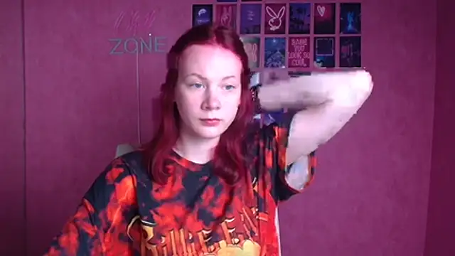 DarkSakuraa online show from May 9, 2026, 5:00 am