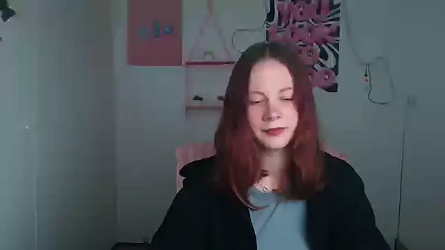 DarkSakuraa online show from April 21, 2026, 5:14 am