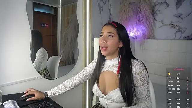 Taliasweet online show from May 19, 2026, 7:43 pm