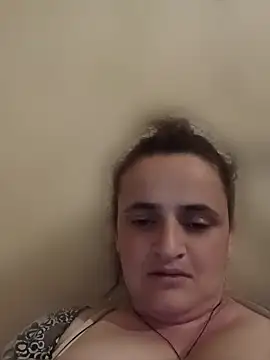AnabelBexley online show from May 20, 2026, 4:37 pm