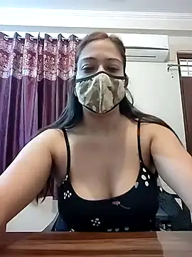 Snapshot of Aliyaa_bhat chatting on April 21, 2026, 3:57 am Aliyaa bhat online show from April 21, 2026, 3:57 am